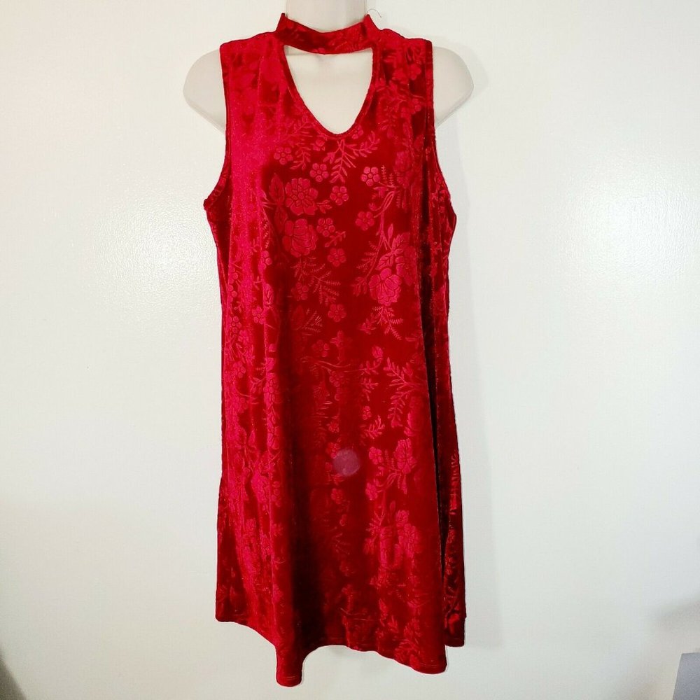 Magnolia Skye Womans Medium Dress Red Velvet